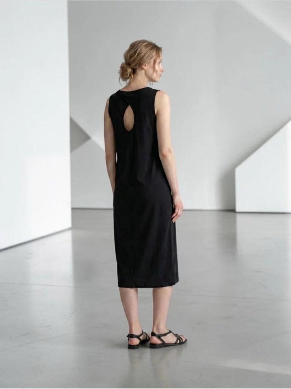 Cos Black Sleeveless Keyhole Back Stretch Jersey Relaxed Fit‎ Midi Dress Small